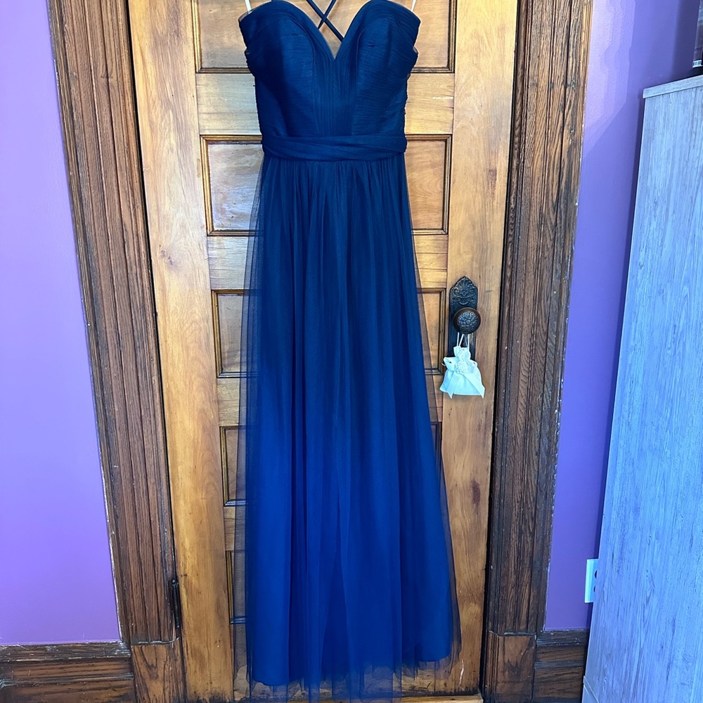 W Too Size 4 Navy Blue Formal Dress